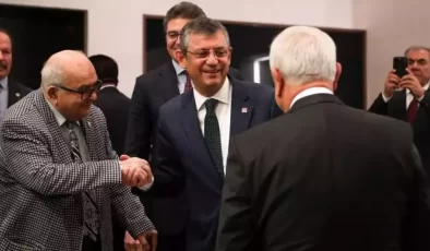 CHP Genel Başkanı Özgür Özel: İYİ Parti’nin “Alabilecekleri her iki karara da son derece saygılıyız”.